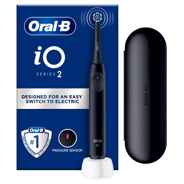 Oral-B iO2 Series Night Black + Travel Case