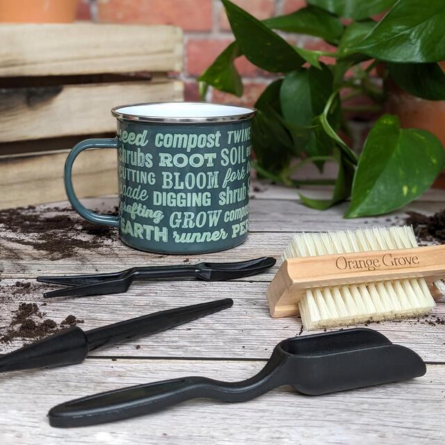 Mug & Mini Garden Tools Gift Set thumbnail 2