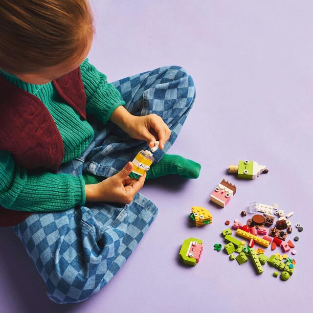 LEGO Classic Creative Food Friends 11039 4+ thumbnail 4