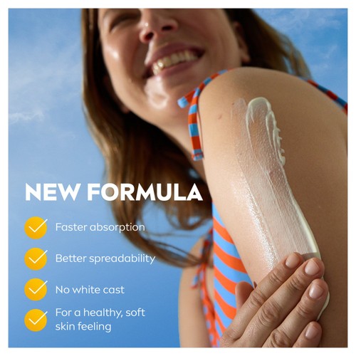 NIVEA Sun Protect & Moisture Lotion SPF30 thumbnail 3