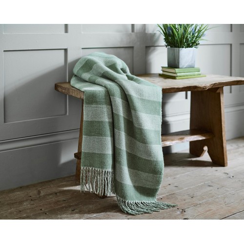 The Lyndon Company Elgin Woven Throw, Green thumbnail 2