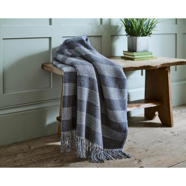 The Lyndon Company Elgin Woven Throw, Blue thumbnail 2
