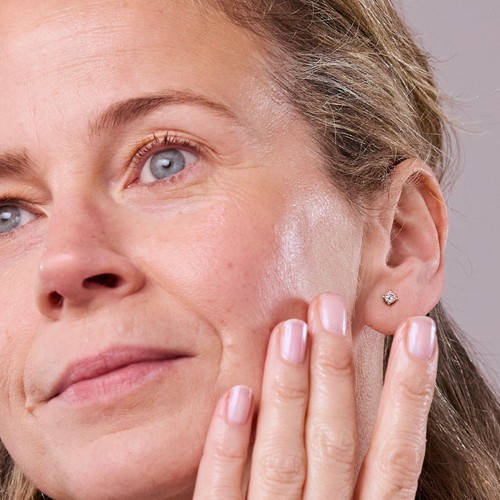 Evolve Beauty Age Defying Multi Peptide Cream thumbnail 4