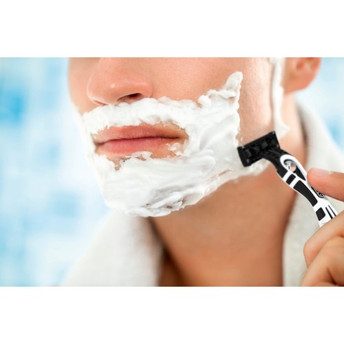 BIC Flex 5 Disposable Razors thumbnail 4