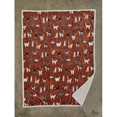 Deyongs Mixed Kitty Brick Throw Sherpa Throw thumbnail 3