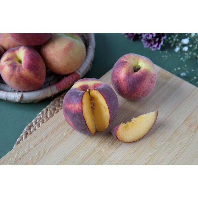 Diamond Crop Ripe and Ready to Eat Peach thumbnail 2