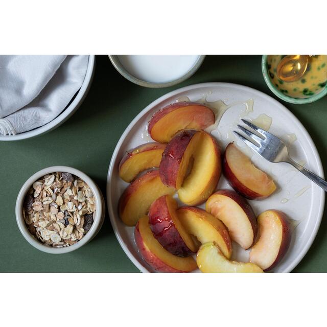 Diamond Crop Ripe and Ready to Eat Peach thumbnail 3