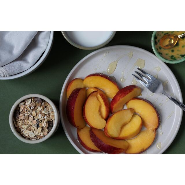 Diamond Crop Ripe and Ready to Eat Nectarine thumbnail 3