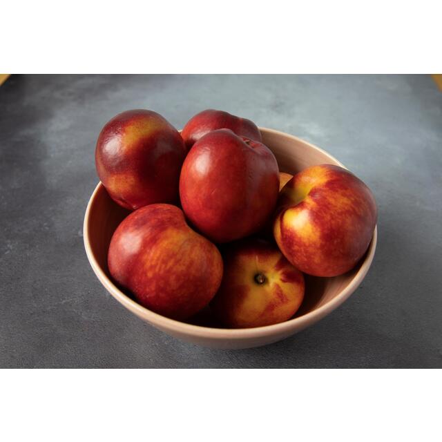 Diamond Crop Ripe and Ready to Eat Nectarine thumbnail 7