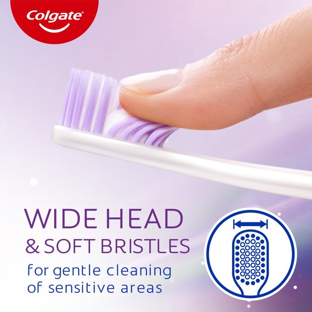 Colgate Gentle Clean Sensitive Soft Manual Toothbrush thumbnail 4