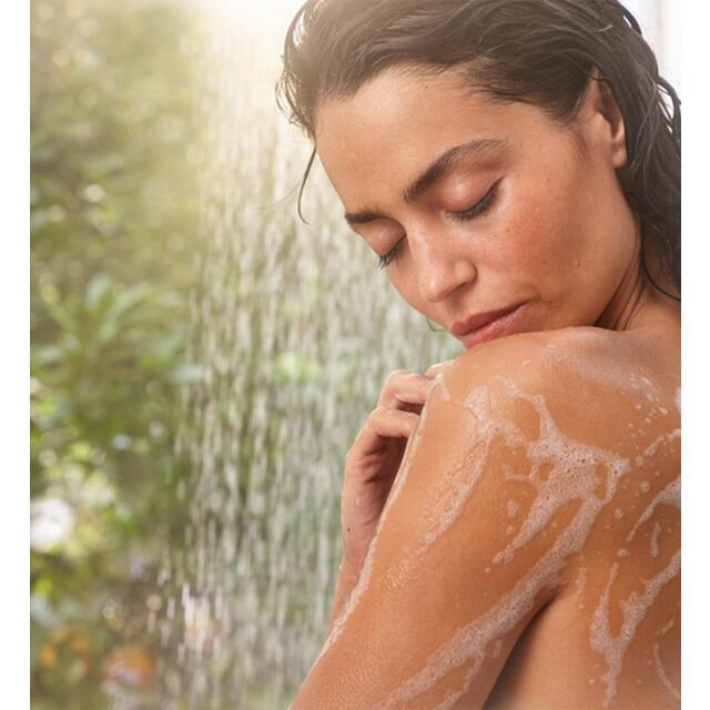 Weleda Pomegranate Inspire Creamy Vegan Body Wash thumbnail 3