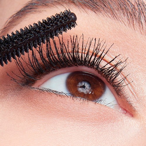 Maybelline Lash Sensational Sky High Waterproof Mascara Black thumbnail 7