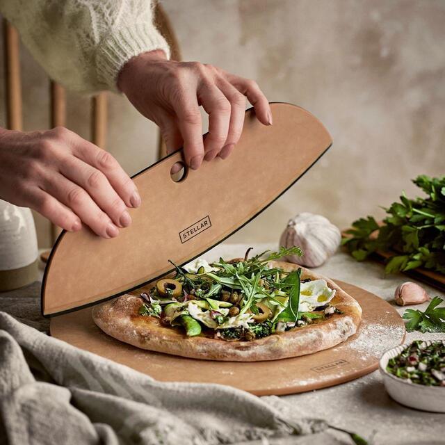 Stellar Form 14" Pizza Cutter thumbnail 2