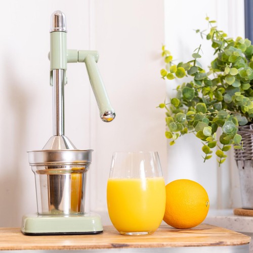KitchenCraft Living Nostalgia Heavy Duty Lever Arm Juicer, English Sage thumbnail 3