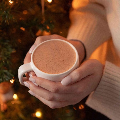 Knoops 34% Milk Hot Chocolate Flakes Tube thumbnail 3