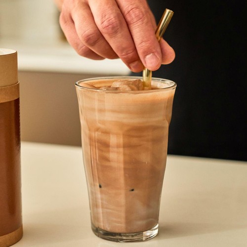 Knoops 43% Milk Hot Chocolate Flakes Tube thumbnail 5