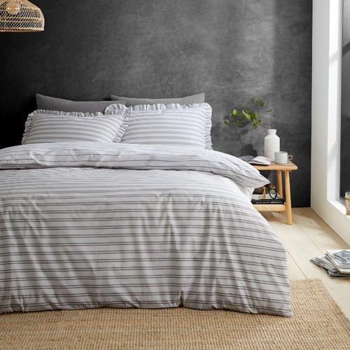 Style Sisters Frill Stripe Super King Duvet Set