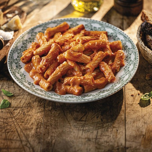 M&S Pasta Alla Vodka Serves 1 thumbnail 2