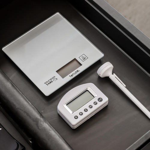 Taylor Pro Silver Kitchen Weighing and Measuring Set thumbnail 6