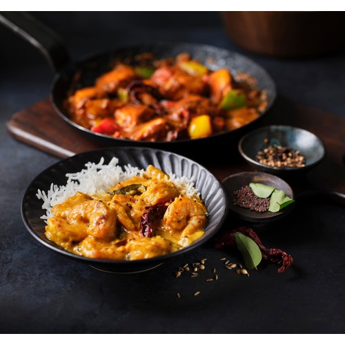 M&S Jalfrezi Curry Kit thumbnail 2