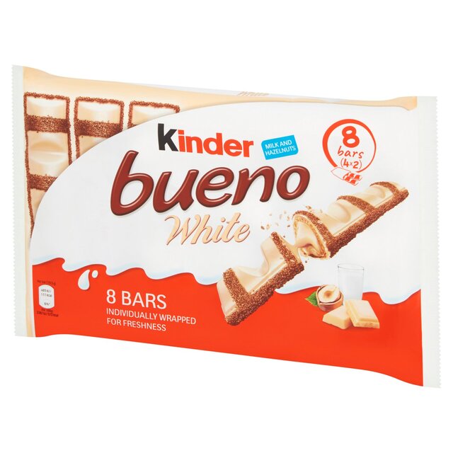 Kinder Bueno White Chocolate & Hazelnut Bars Multipack thumbnail 2