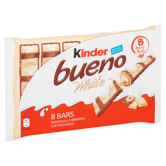Kinder Bueno White Chocolate & Hazelnut Bars Multipack thumbnail 3