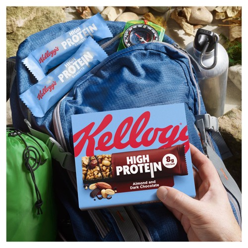 Kellogg's High Protein Dark Chocolate & Almond Cereal Bar thumbnail 2