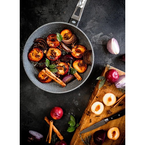 MasterClass Cast Aluminium Frying Pan 26cm thumbnail 8