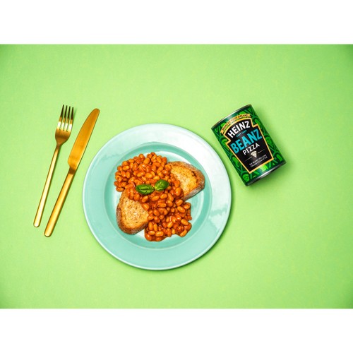 Heinz Tinned Baked Beans Pizza thumbnail 4