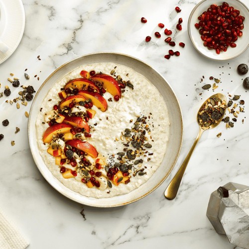 Peachie Hazelnut, Cacao, Cherry & Crunchy Seeds Topping thumbnail 4