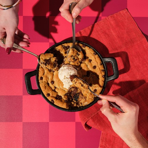 Spooners Molten Choc Chip Cookie Dough thumbnail 4