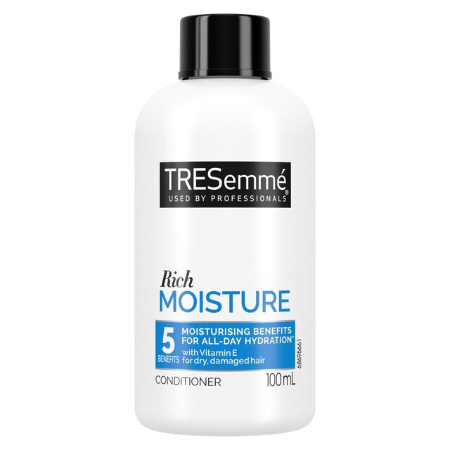 TRESemme Moisture Rich Travel Conditioner Luxurious Moisture thumbnail 2