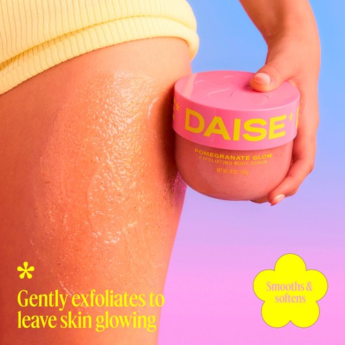 DAISE Exfoliating Body Scrub in Pomegranate Glow, For Soft Glowing Skin thumbnail 3