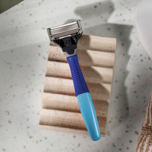 Harry's Razor and 10 Blades Indigo Set thumbnail 5