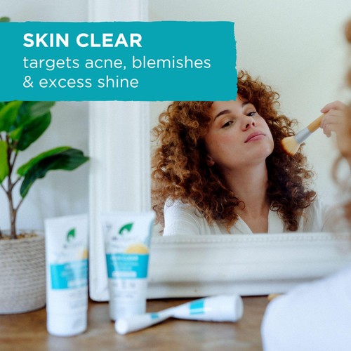 Dr Organic Skin Clear Exfoliating Scrub thumbnail 2