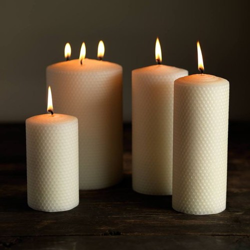 Daylesford Beeswax Candle Small 12.5cm thumbnail 4