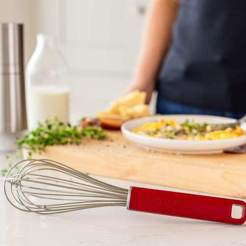 KitchenAid Utility Whisk Empire Red thumbnail 2