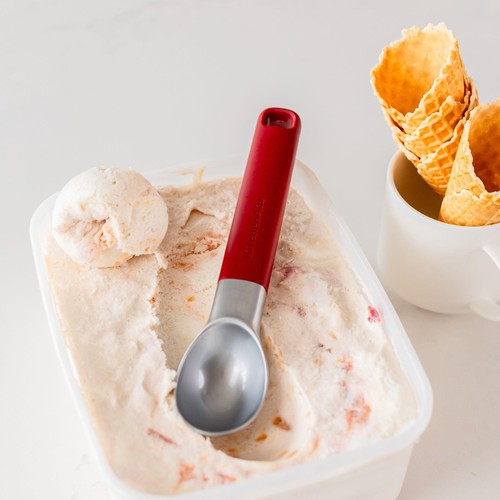 KitchenAid Ice Cream Scoop Empire Red thumbnail 2