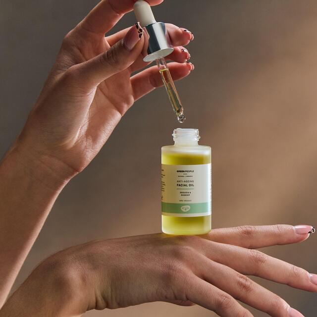 Green People Organic Facial Oil, Anti Ageing, Vegan thumbnail 2