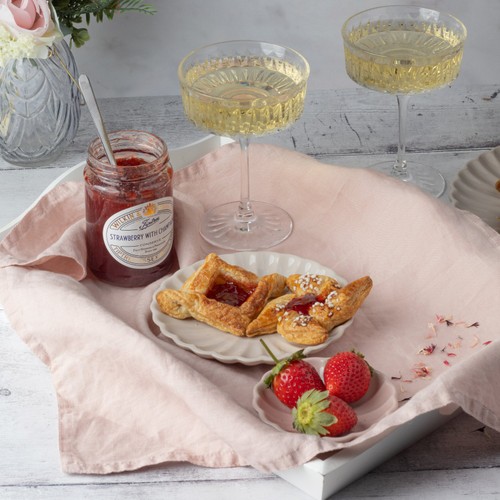Tiptree Strawberry Conserve with Champagne thumbnail 2