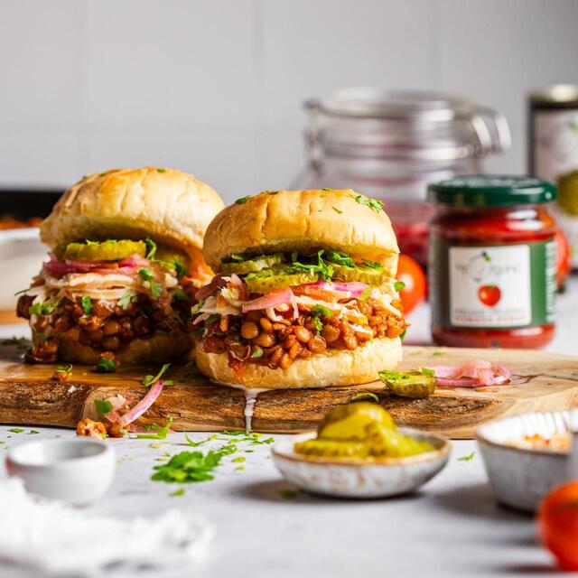 Mr Organic Italian Tomato Puree thumbnail 2