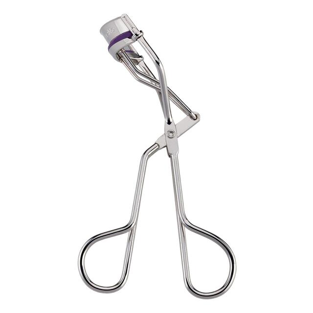 Tweezerman Classic Eyelash Curler thumbnail 2