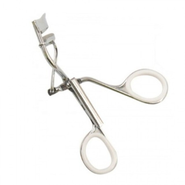 Eyelash Curler thumbnail 2