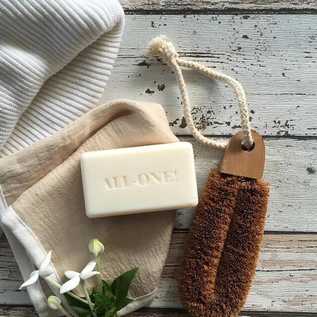 Dr. Bronner's Rose Organic Multi-Purpose Soap Bar thumbnail 9