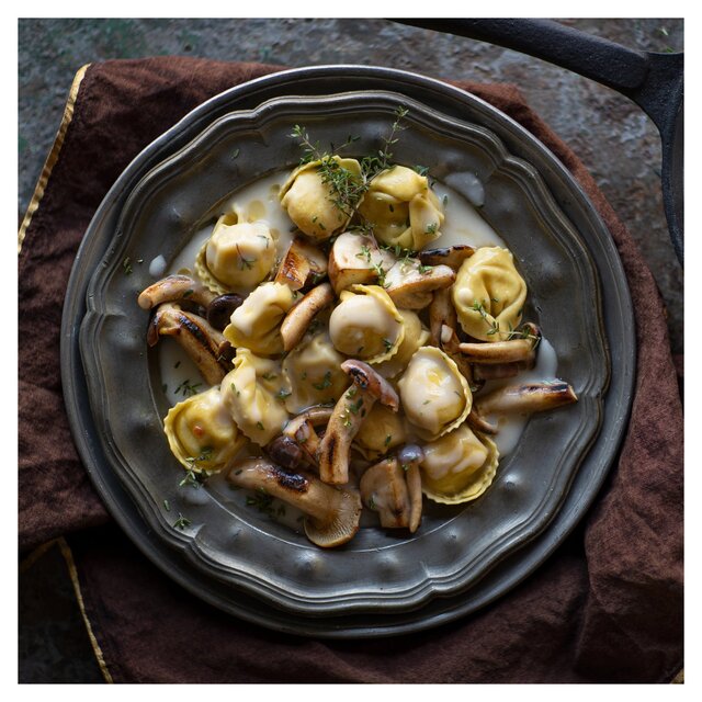 Rana Chicken & Smoked Pancetta Fresh Tortelloni thumbnail 2