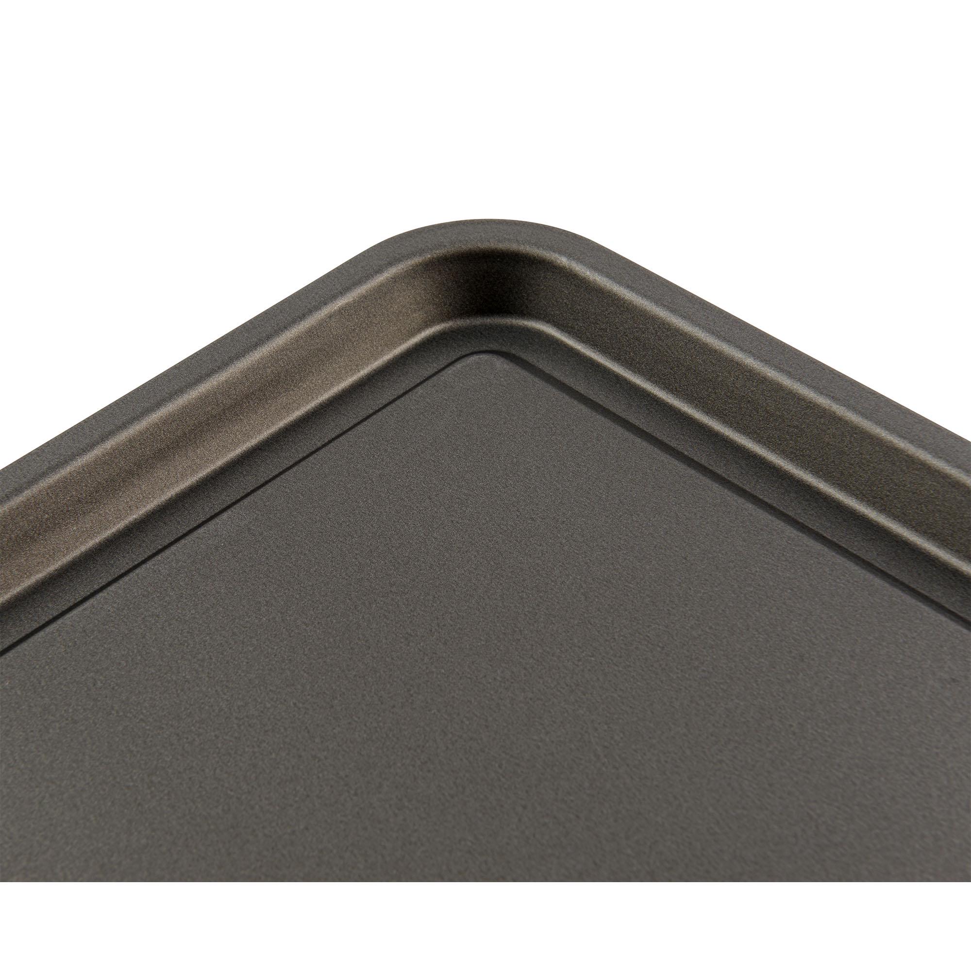 Sainsbury's Home 3 Piece Baking Tray Set thumbnail 3