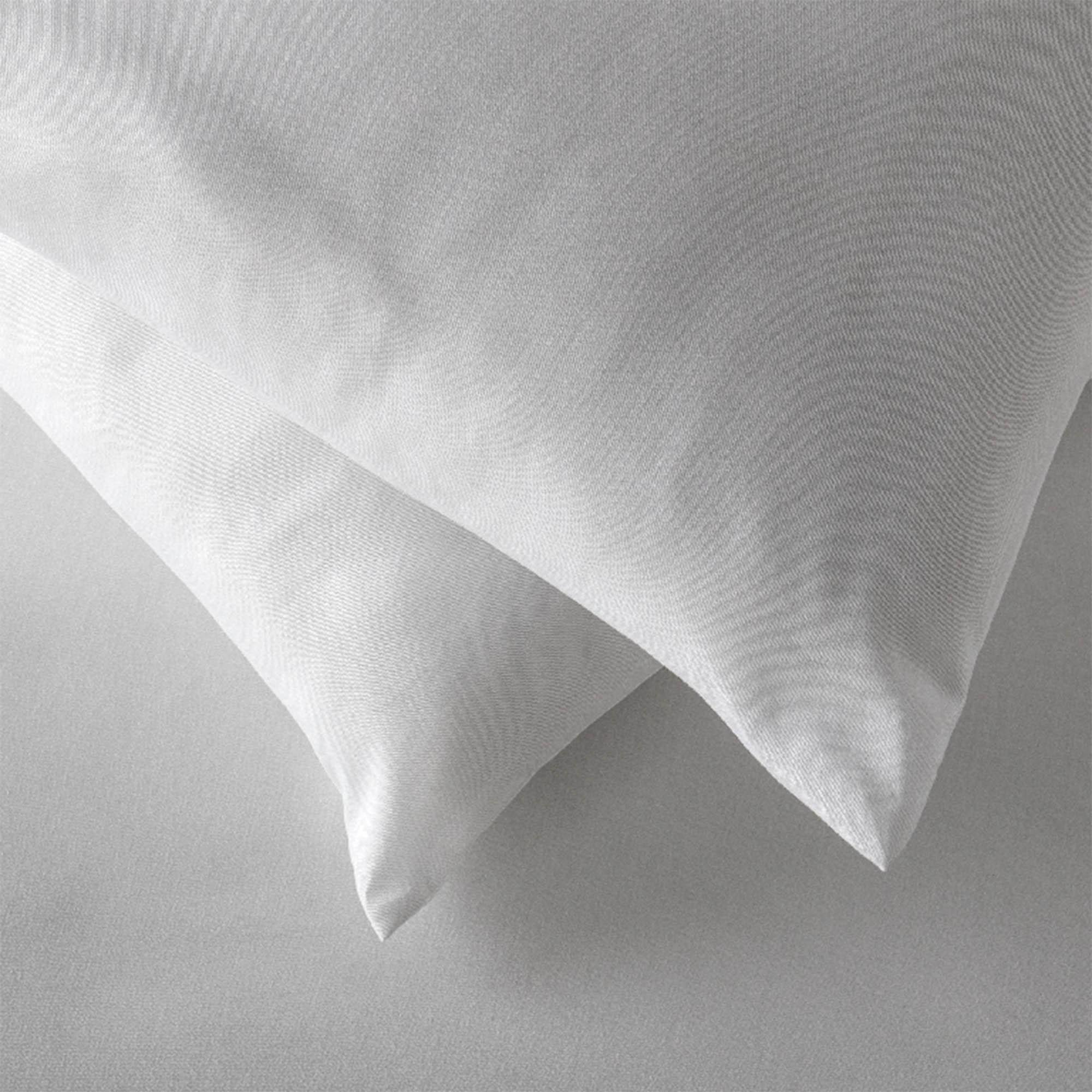 Habitat Anti-Allergy Firm Pillow - 2 Pack thumbnail 4