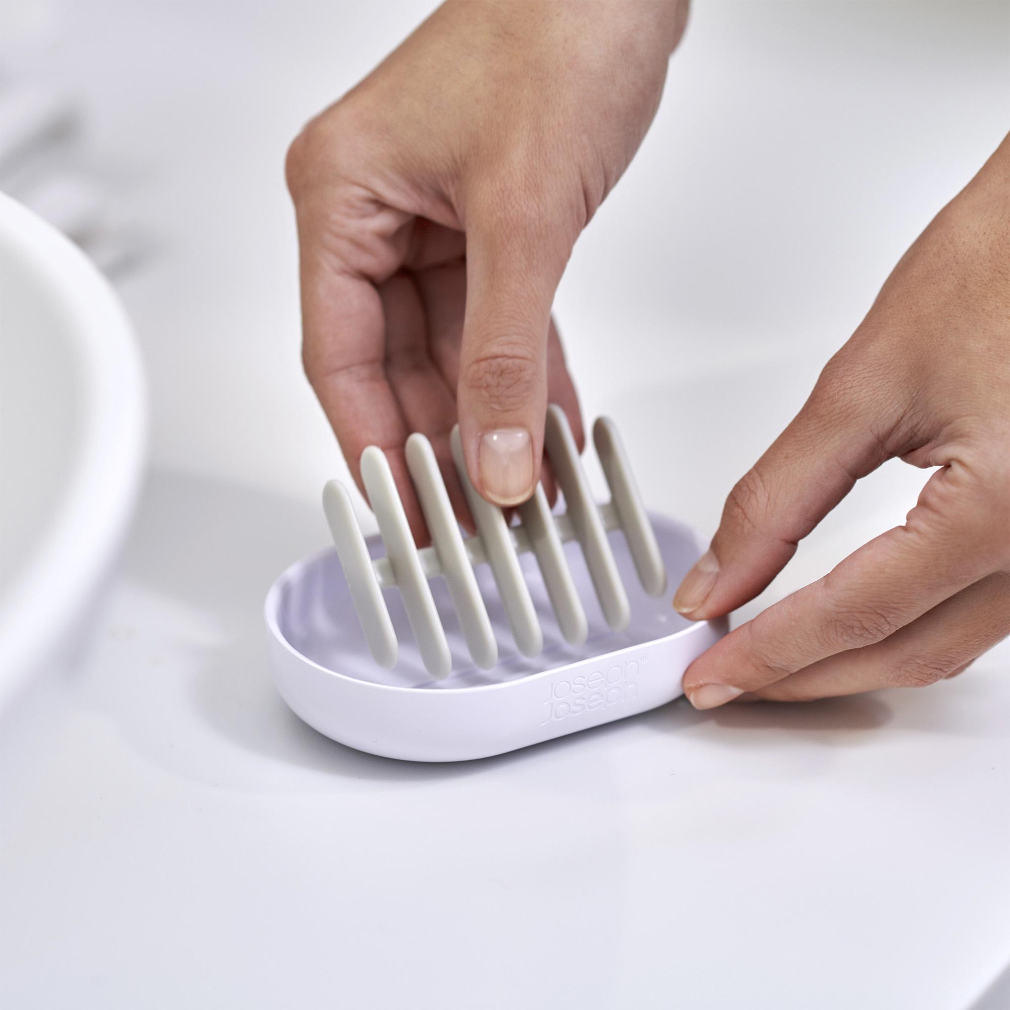Joseph Joseph Duo Quick-drain Soap Dish - White thumbnail 3