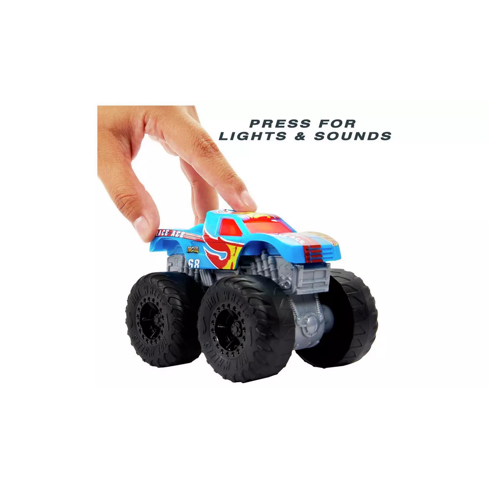 Hot Wheels Monster Trucks Roarin' Wreckers Assortment thumbnail 5