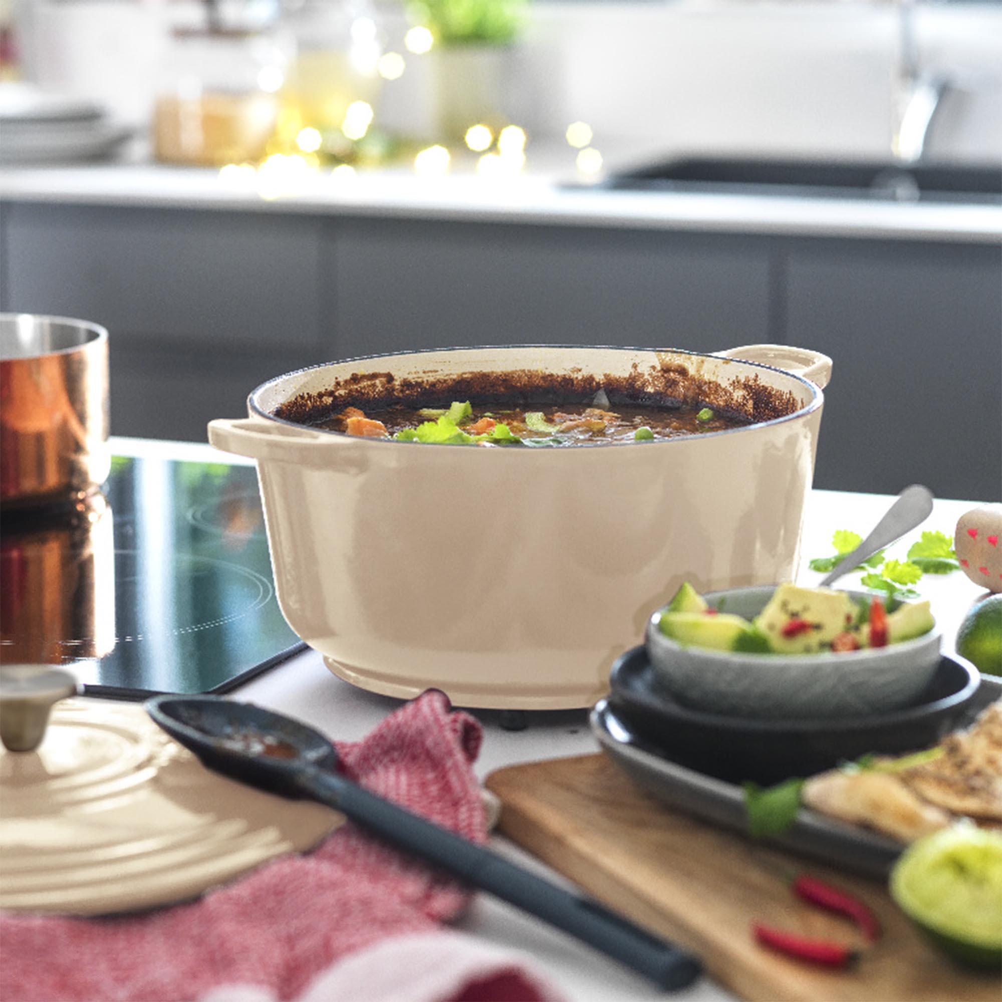 Habitat 5.3 Litre Cast Iron Casserole Dish - Cream thumbnail 2